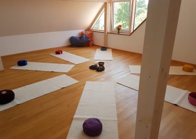 yogamatten sternförmig ausgerichtet